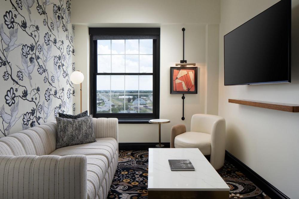 King Suite interior